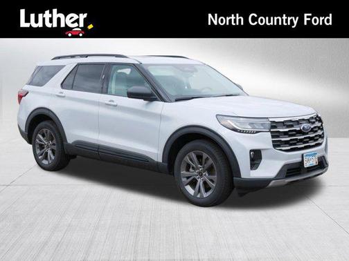 Space White Metallic 2026 Ford Explorer Active