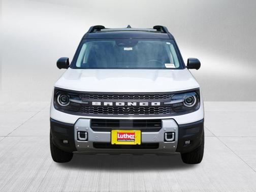 Oxford White 2026 Ford Bronco Sport Badlands