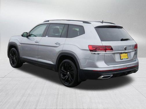 2023 Volkswagen Atlas 3.6L SE w/Technology