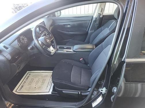 Black 2023 Nissan Sentra SV
