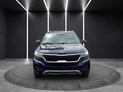 Blue 2021 Kia Seltos EX
