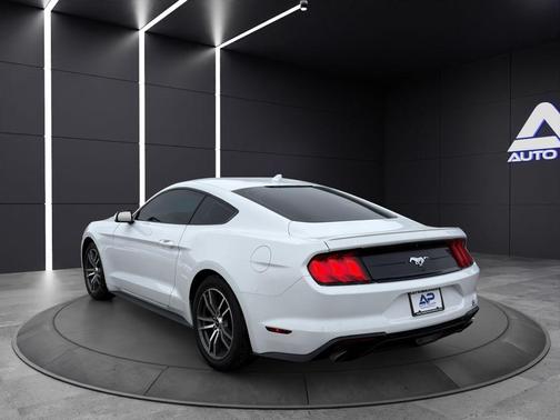 2021 Ford Mustang EcoBoost Premium