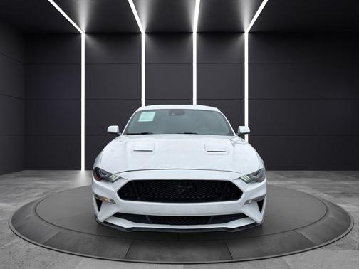 2021 Ford Mustang EcoBoost Premium