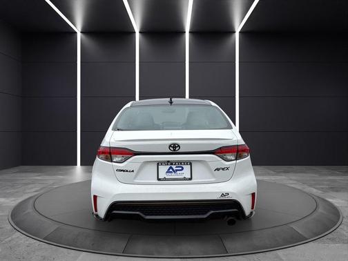 White 2022 Toyota Corolla SE