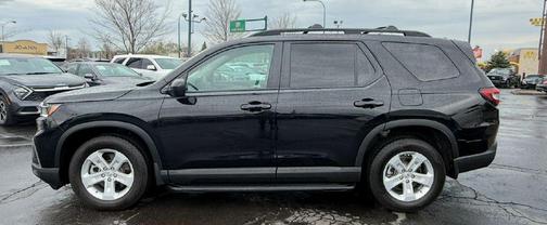 2023 Honda Pilot LX
