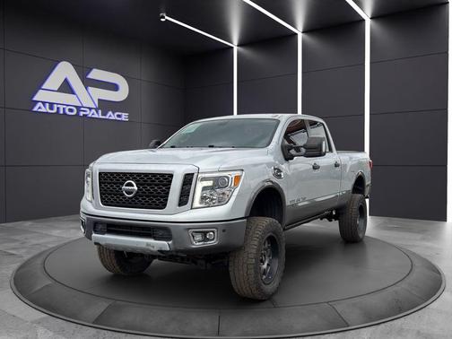 2018 Nissan Titan XD SL
