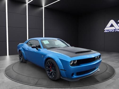 2016 Dodge Challenger SRT Hellcat