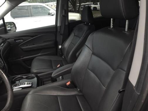 2020 Honda Pilot Touring 7-Passenger