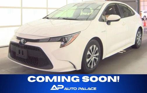 Silver 2016 Toyota Prius