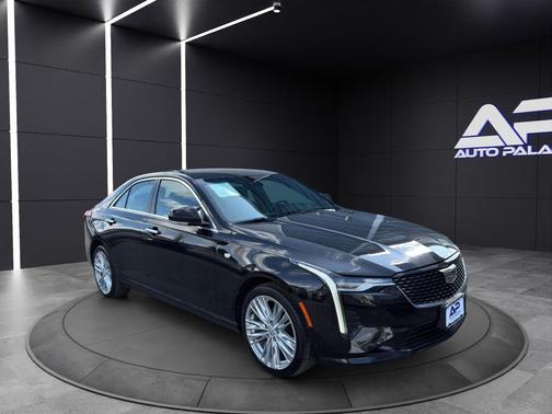 2023 Cadillac CT4 Premium Luxury