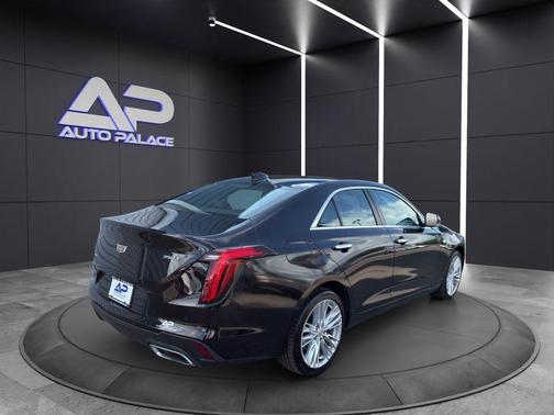 2023 Cadillac CT4 Premium Luxury