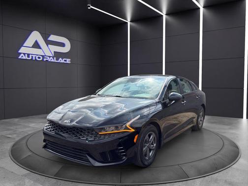 2021 Kia K5 LXS
