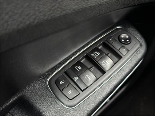 2020 Chrysler 300 Limited