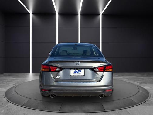 2021 Nissan Altima 2.5 SL