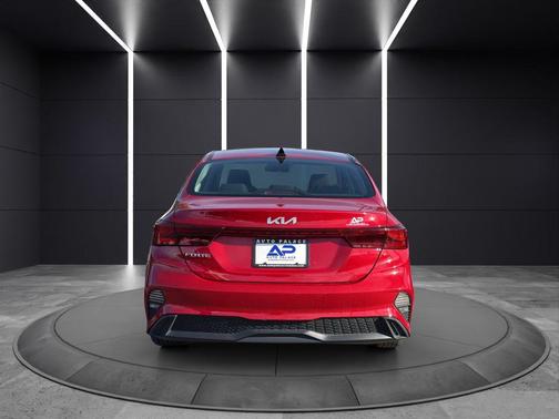 2023 Kia Forte LX