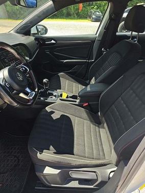 2019 Volkswagen Jetta GLI 2.0T S