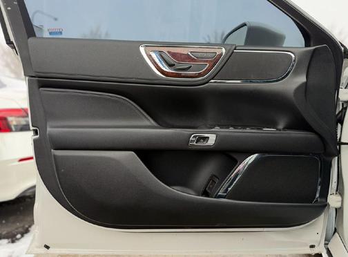 2020 Lincoln Continental Standard