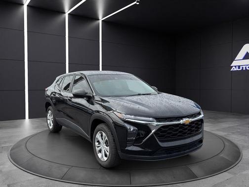 Black 2024 Chevrolet Trax LS