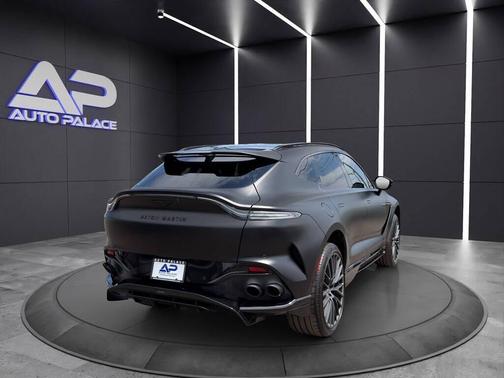 Black 2023 Aston Martin DBX 707