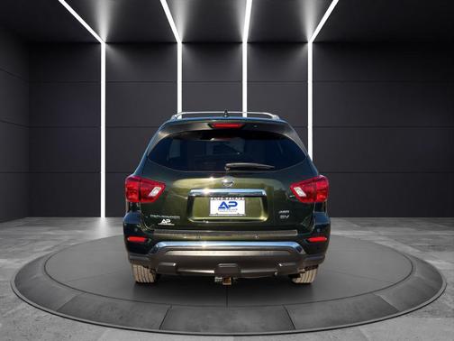 2020 Nissan Pathfinder SV