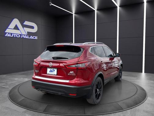 2022 Nissan Rogue Sport SV
