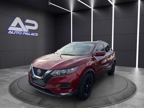 2022 Nissan Rogue Sport SV