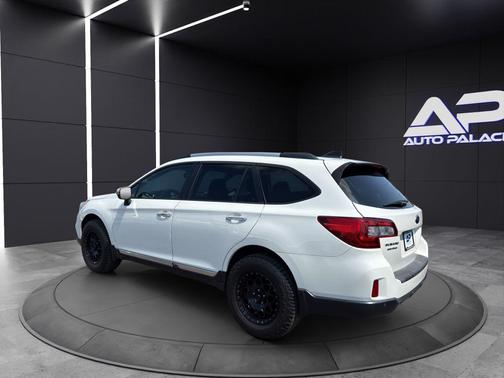 2017 Subaru Outback 3.6R Touring