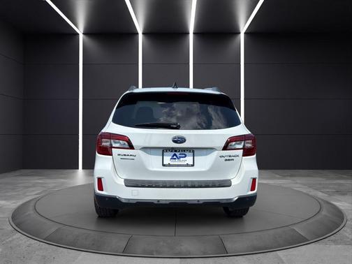 2017 Subaru Outback 3.6R Touring