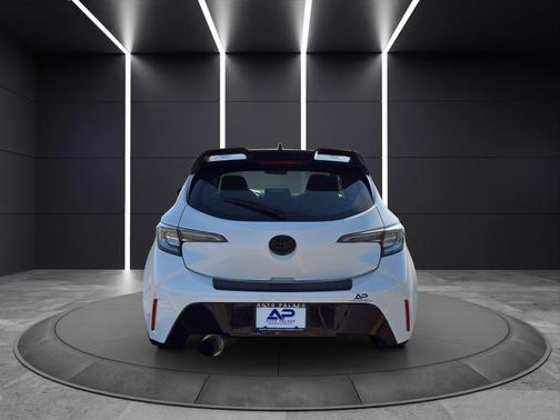 2020 Toyota Corolla Hatchback SE