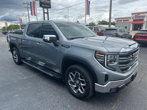 2023 GMC Sierra 1500 SLT