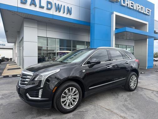 Stellar Black Metallic 2019 Cadillac XT5 Luxury