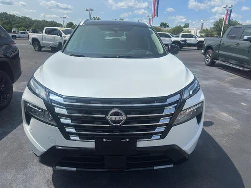 2024 Nissan Rogue Platinum