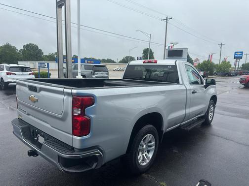 2022 Chevrolet Silverado 1500 WT