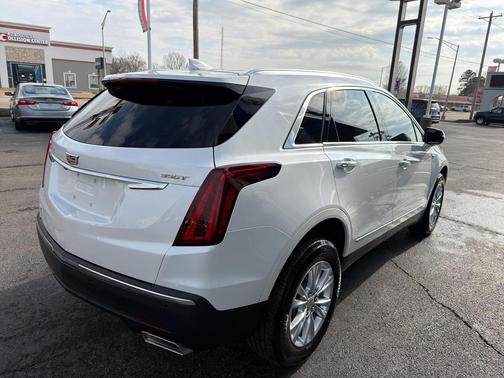 2023 Cadillac XT5 Luxury