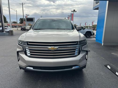 2021 Chevrolet Suburban High Country