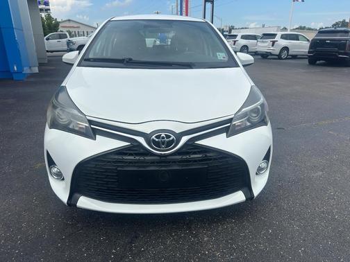 2015 Toyota Yaris L