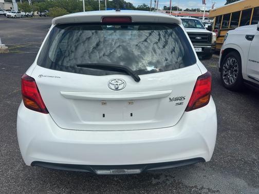 2015 Toyota Yaris L