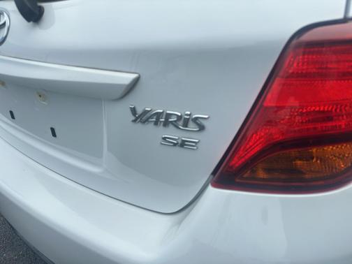 2015 Toyota Yaris L
