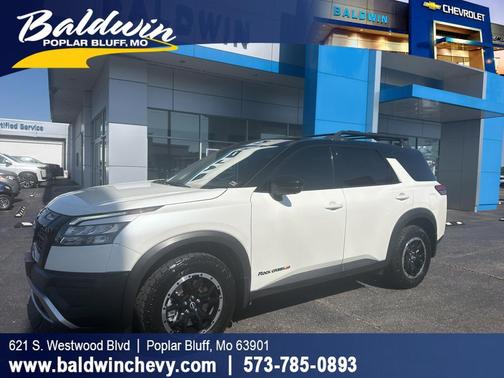 White 2024 Nissan Pathfinder Rock Creek