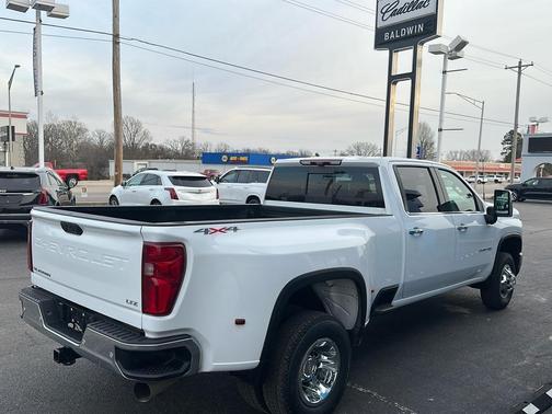 2024 Chevrolet Silverado 3500 LTZ