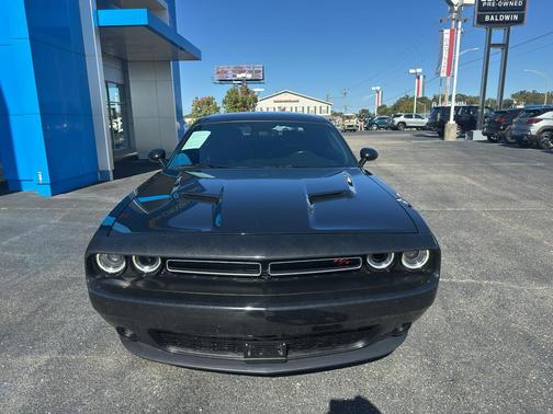 2015 Dodge Challenger R/T Plus