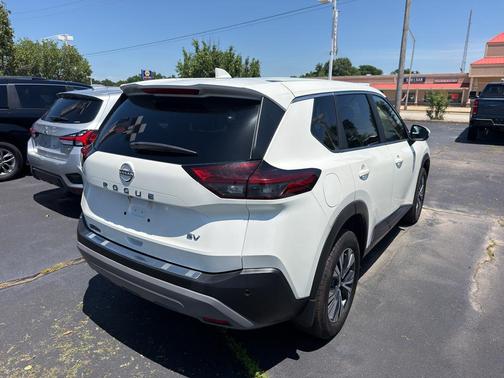 White 2023 Nissan Rogue SV
