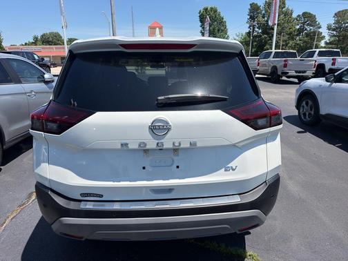 White 2023 Nissan Rogue SV