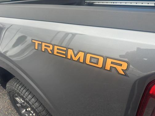 2024 Ford Maverick LARIAT Advanced