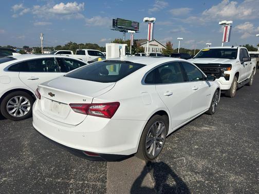 2024 Chevrolet Malibu 2LT