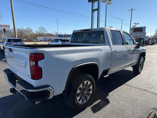 2026 Chevrolet Silverado 2500 LT
