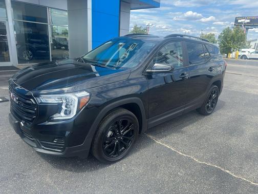 2022 GMC Terrain SLE