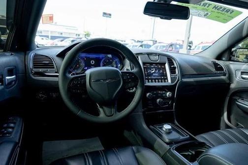 2022 Chrysler 300 S