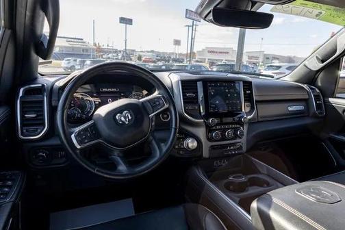 2024 RAM 1500 Laramie Crew Cab 4x4 57' Box