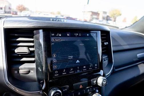 2024 RAM 1500 Laramie Crew Cab 4x4 57' Box